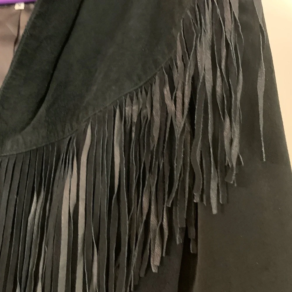 Vintage Black Fringed Cropped Suede Leather Jacket for Women, size Medium - Picture 4 of 6